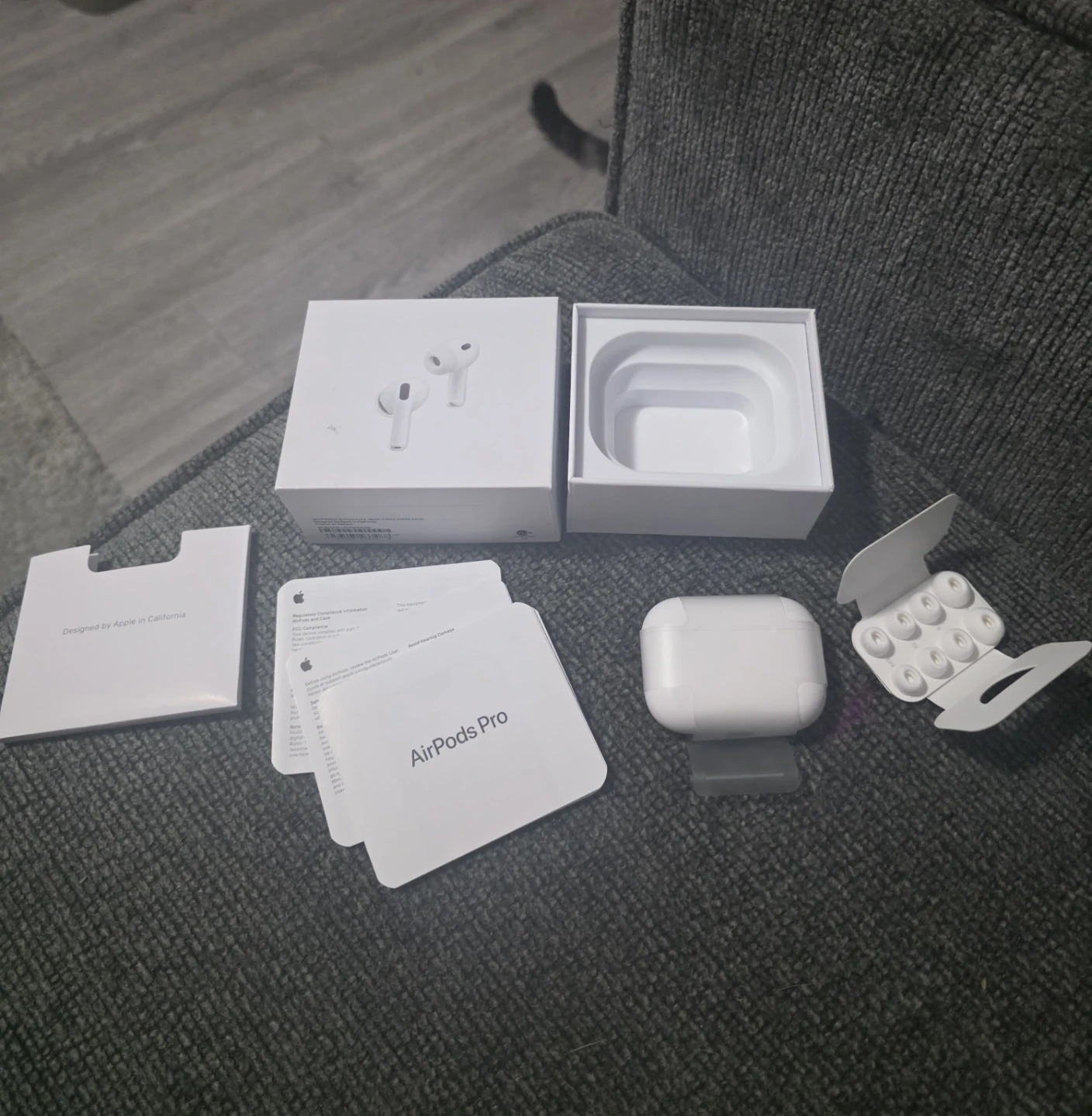 Apple AirPods Pro 3 with Wireless Charging Case
