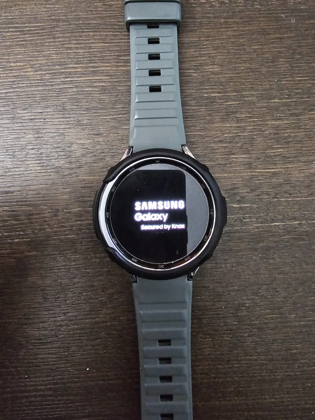 Samsung Galaxy Watch - photo 2