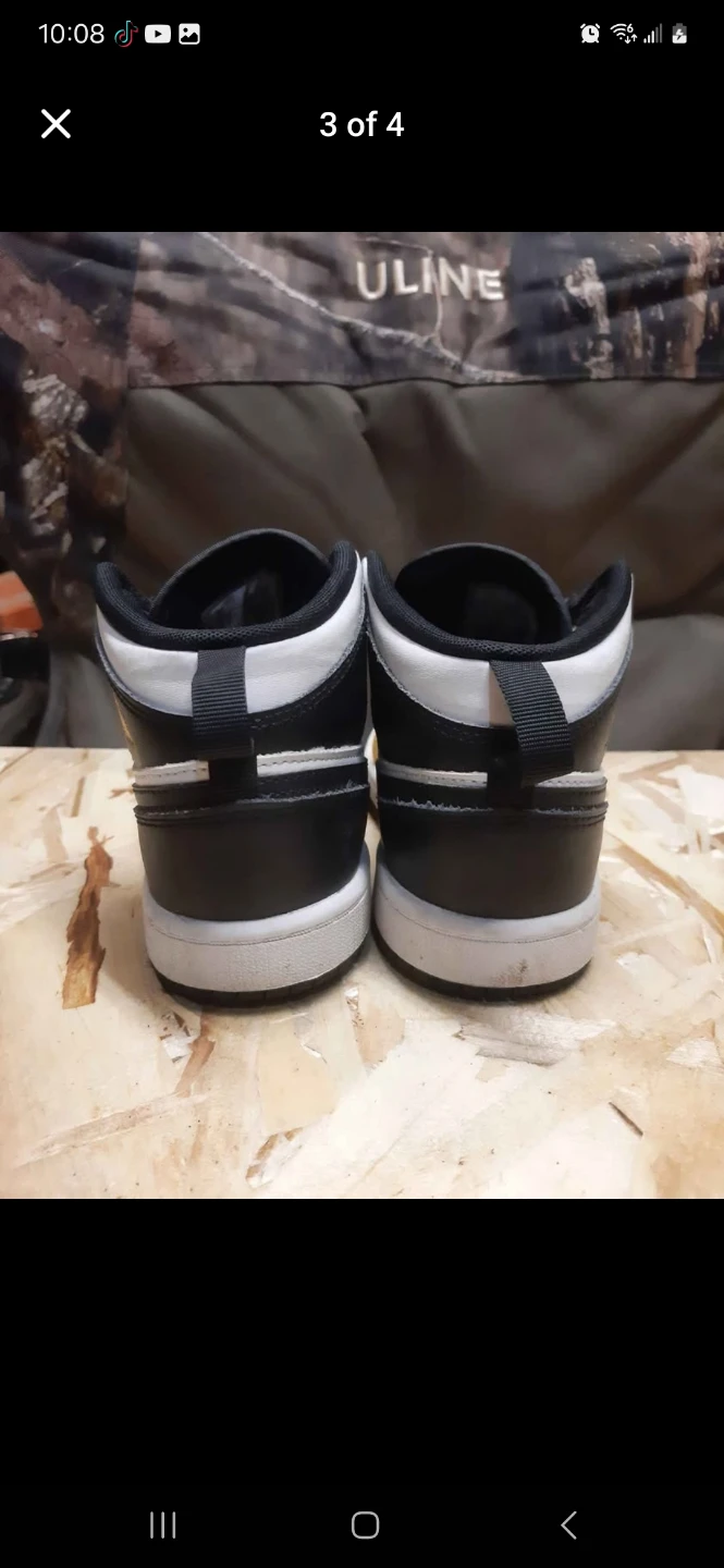 Nike Air Jordan 1 Mid Yellow and Black - photo 3