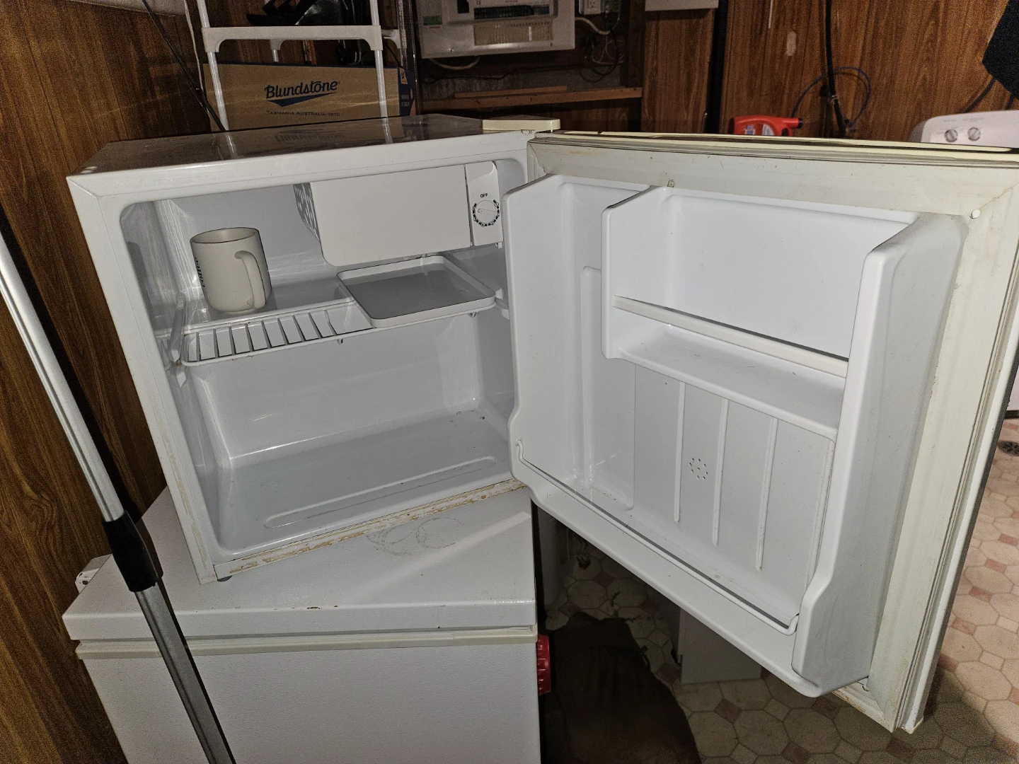 Mini Refrigerator - photo 2