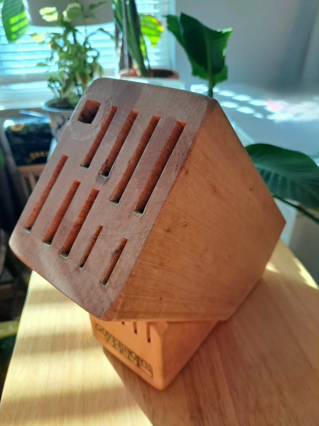 Knife Block