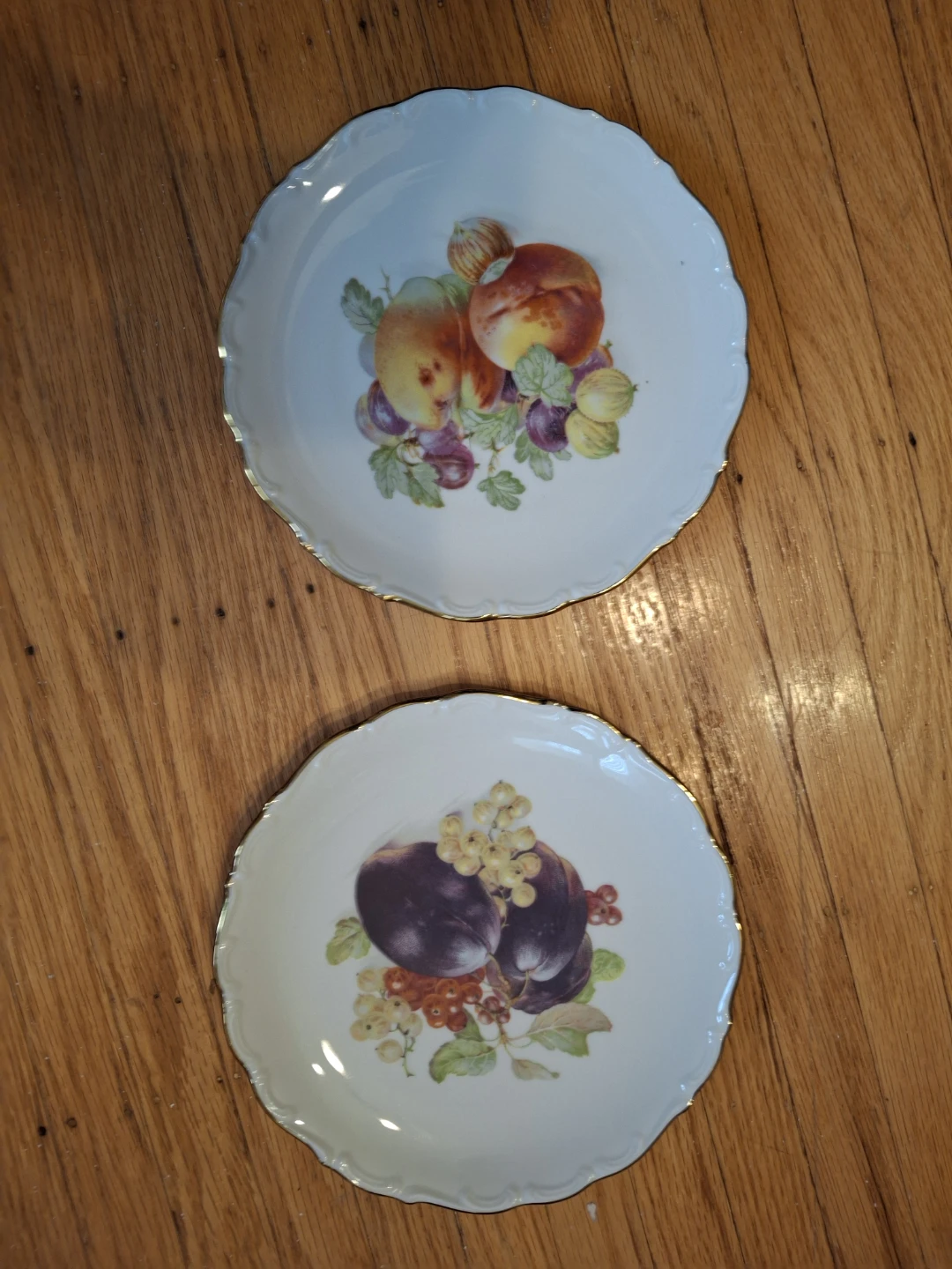 Set of 6 Vintage Fruit Pattern Porcelain Plates - photo 3