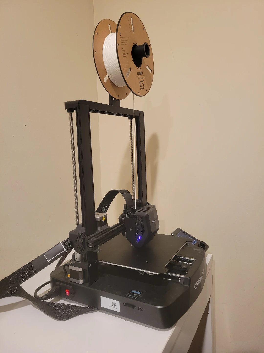 Creality Ender 3 V3 SE 3D printer +  filaments (TPU, PLA)