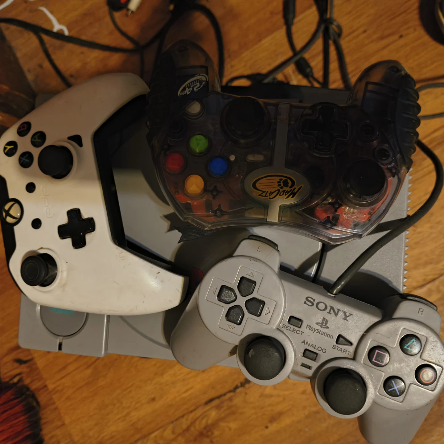 Retro Xbox and Sony PlayStation bundle - photo 3