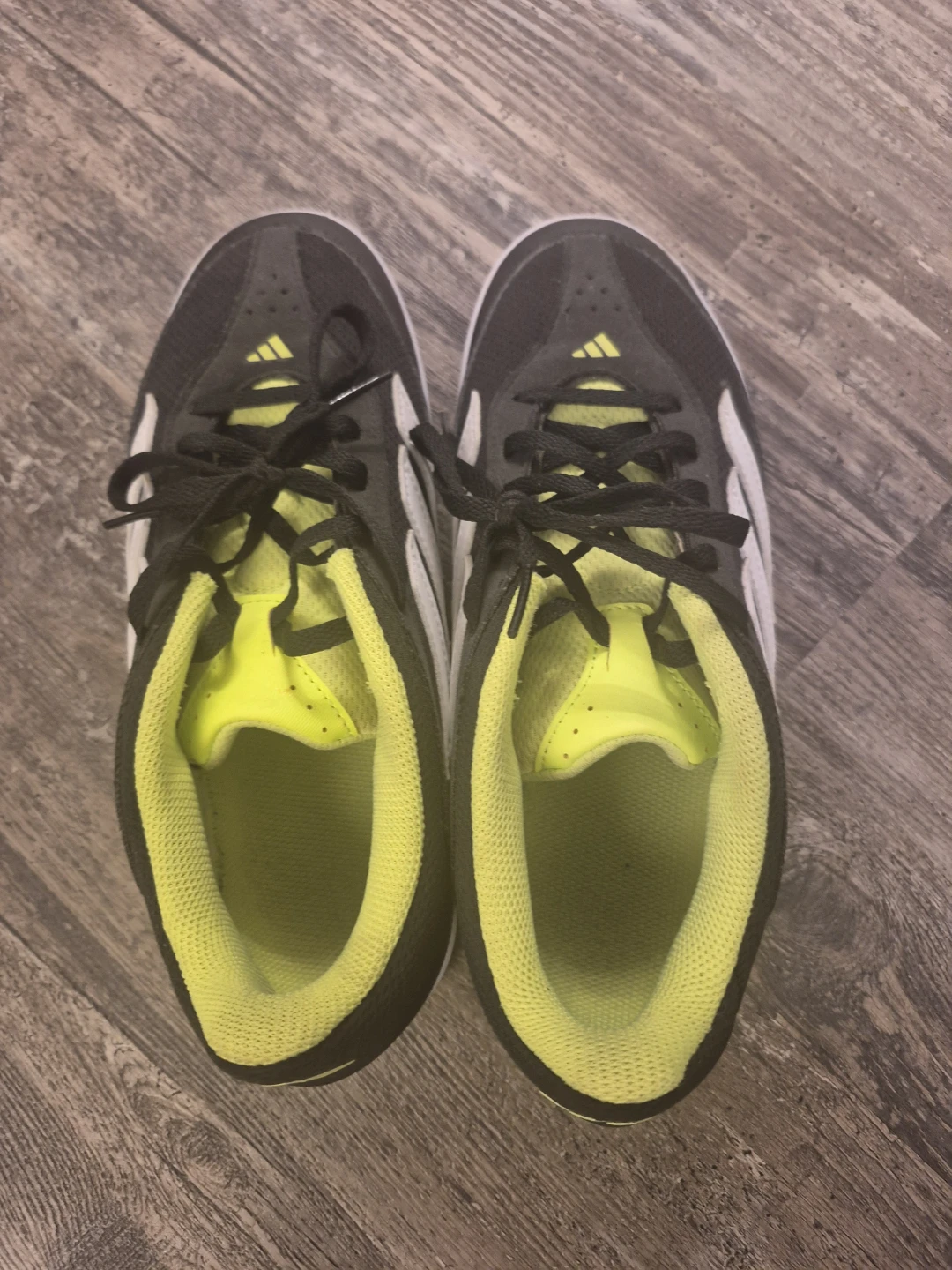 Adidas indoor court shoes US Size 5