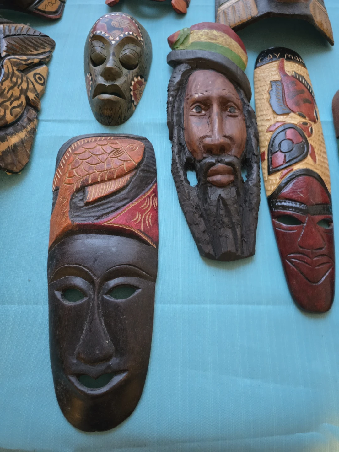 Collection of12 hand carved wood masks - photo 4