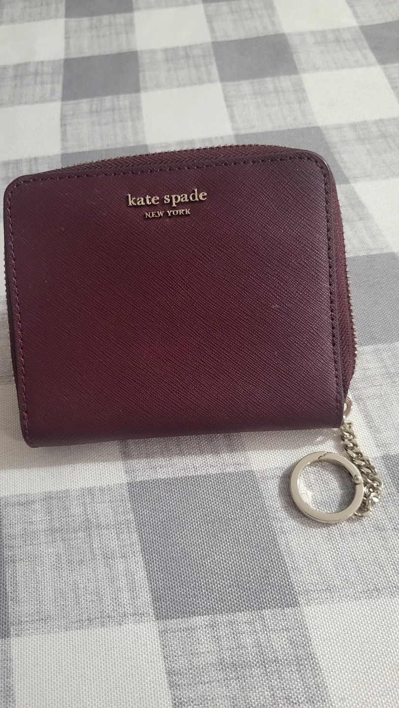 Kate Spade New York zip wallet