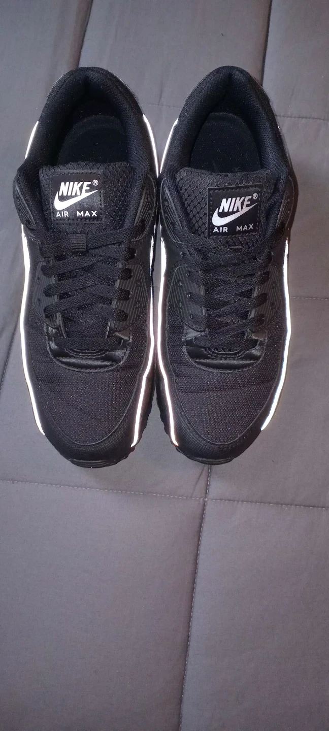 Nike Air Max 90 Black Size 9.5 US