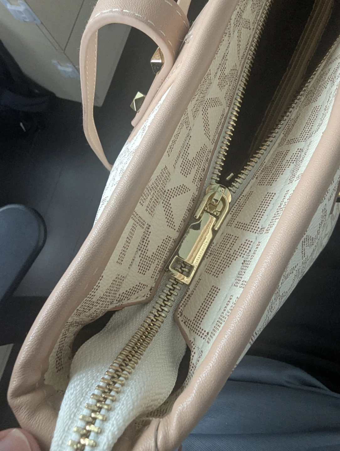 Look alike Michael Kors Tote Bag - photo 2