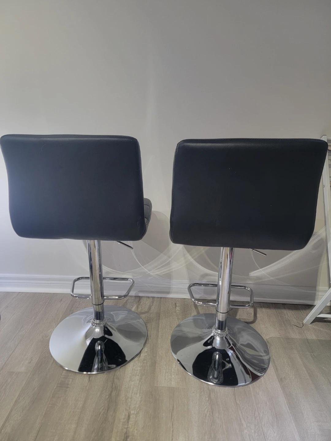 Set of 2 Black Faux Leather Adjustable Bar Stools - photo 2