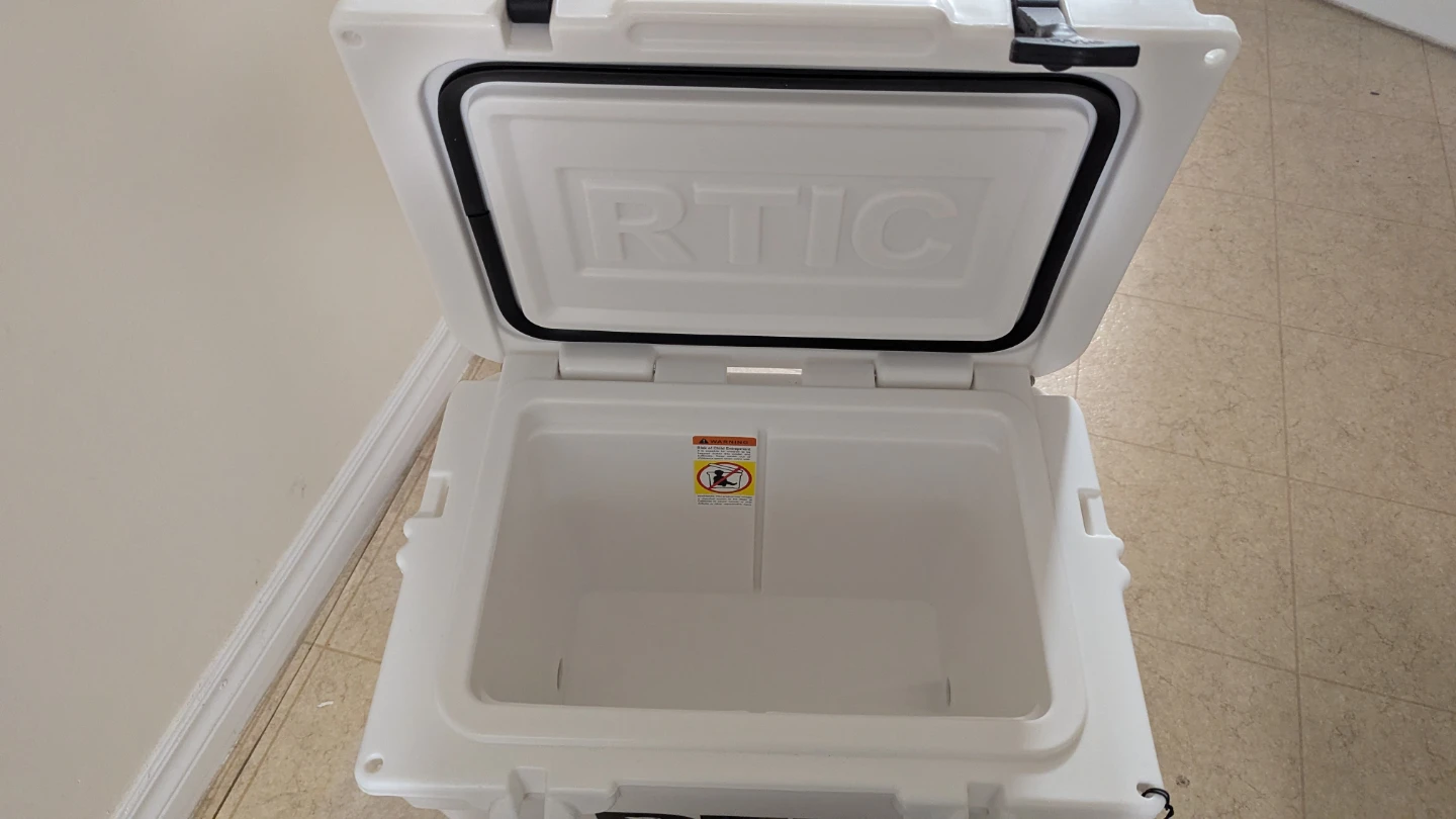 RTIC COOLER - photo 2