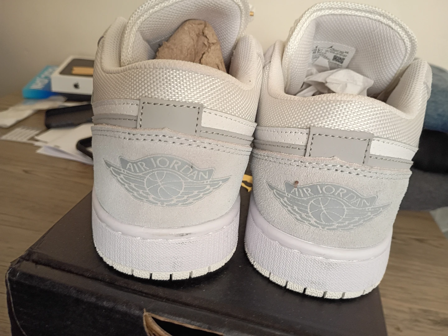 Air Jordan 1 Low SE Sneakers Mens 9 - photo 2