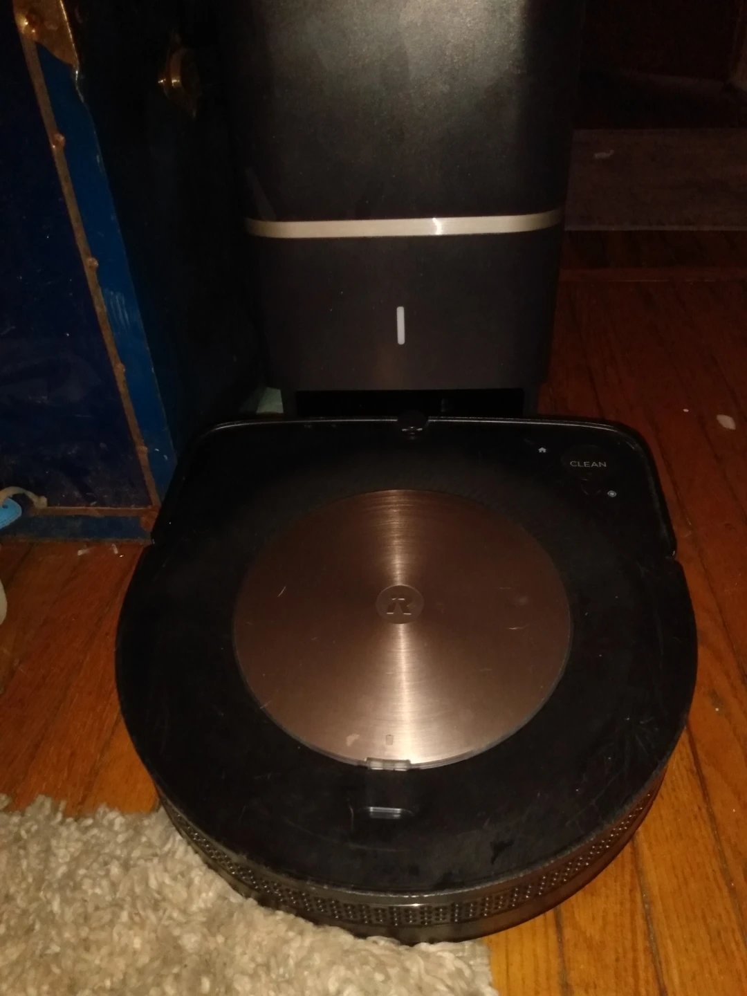 iRobot Roomba Robot Vacuum - photo 2