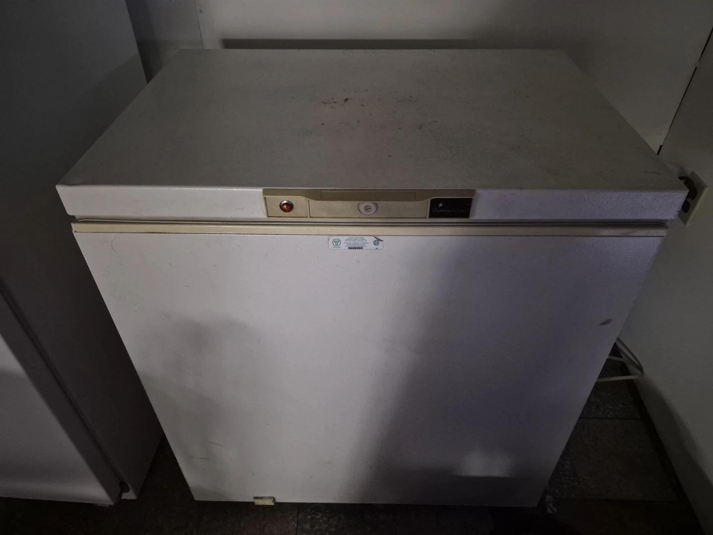 Diamond Series Chest Freezer - photo 2