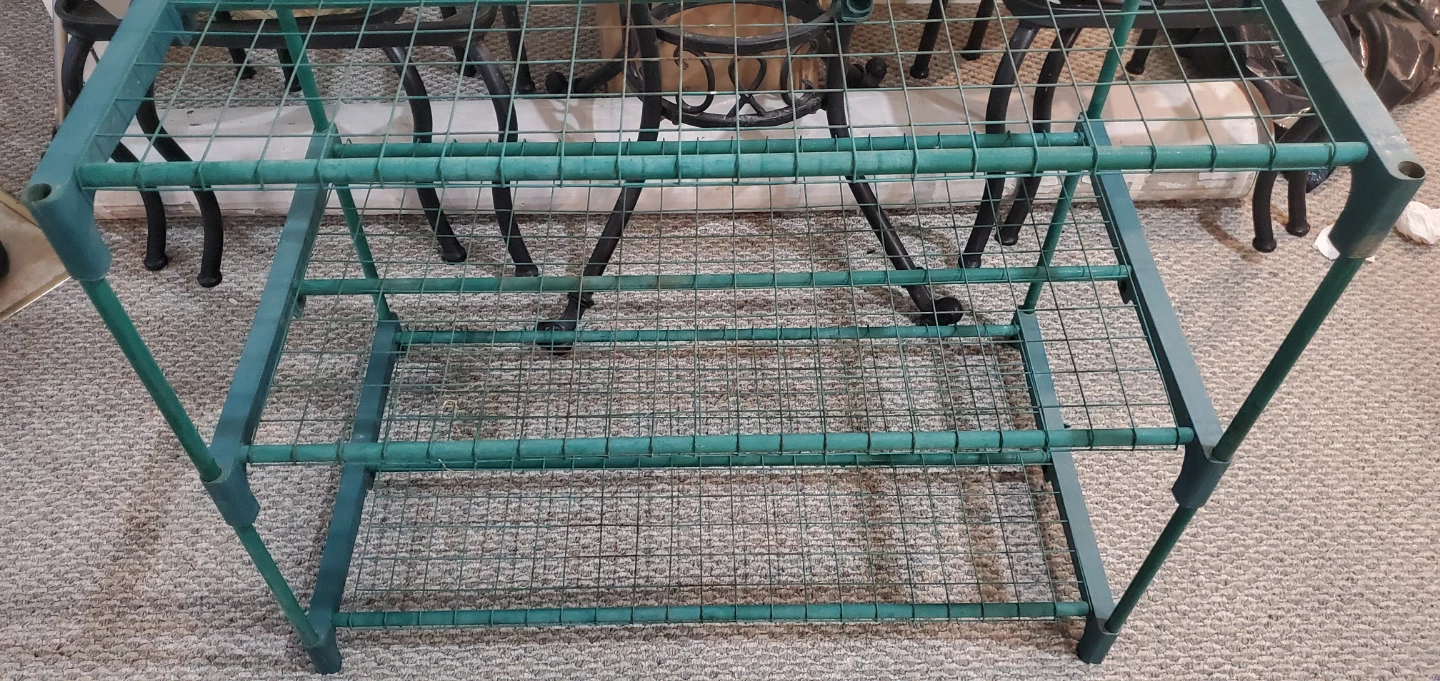 Green Metal Grid Display Panel