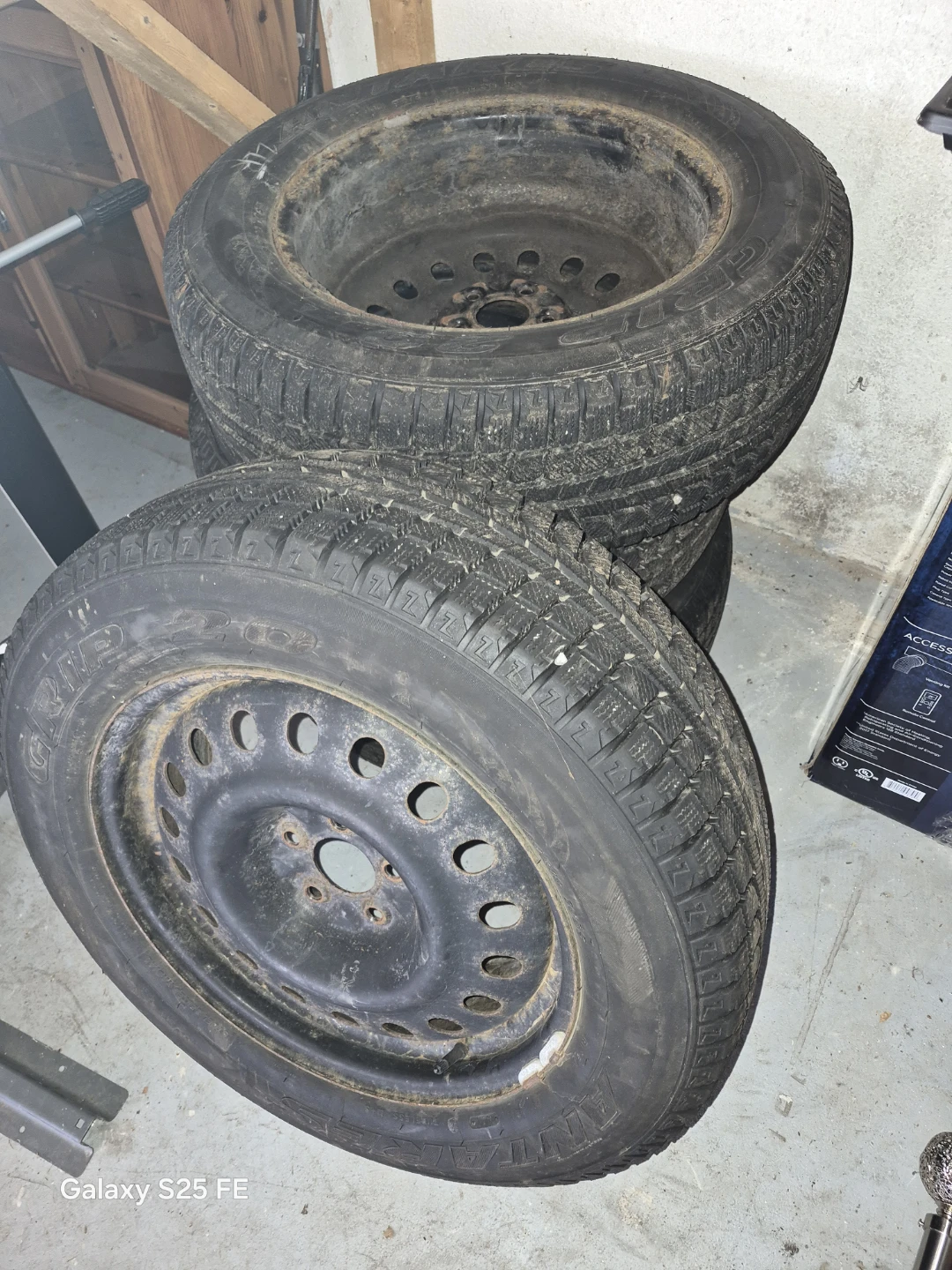 Winter Tires and Rims 245/60 R18 - photo 2