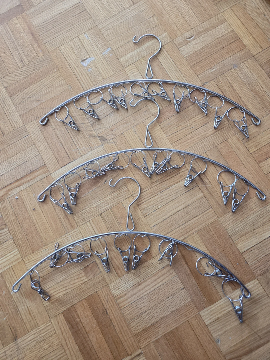 3 Stainless Steel Hangers with Clips