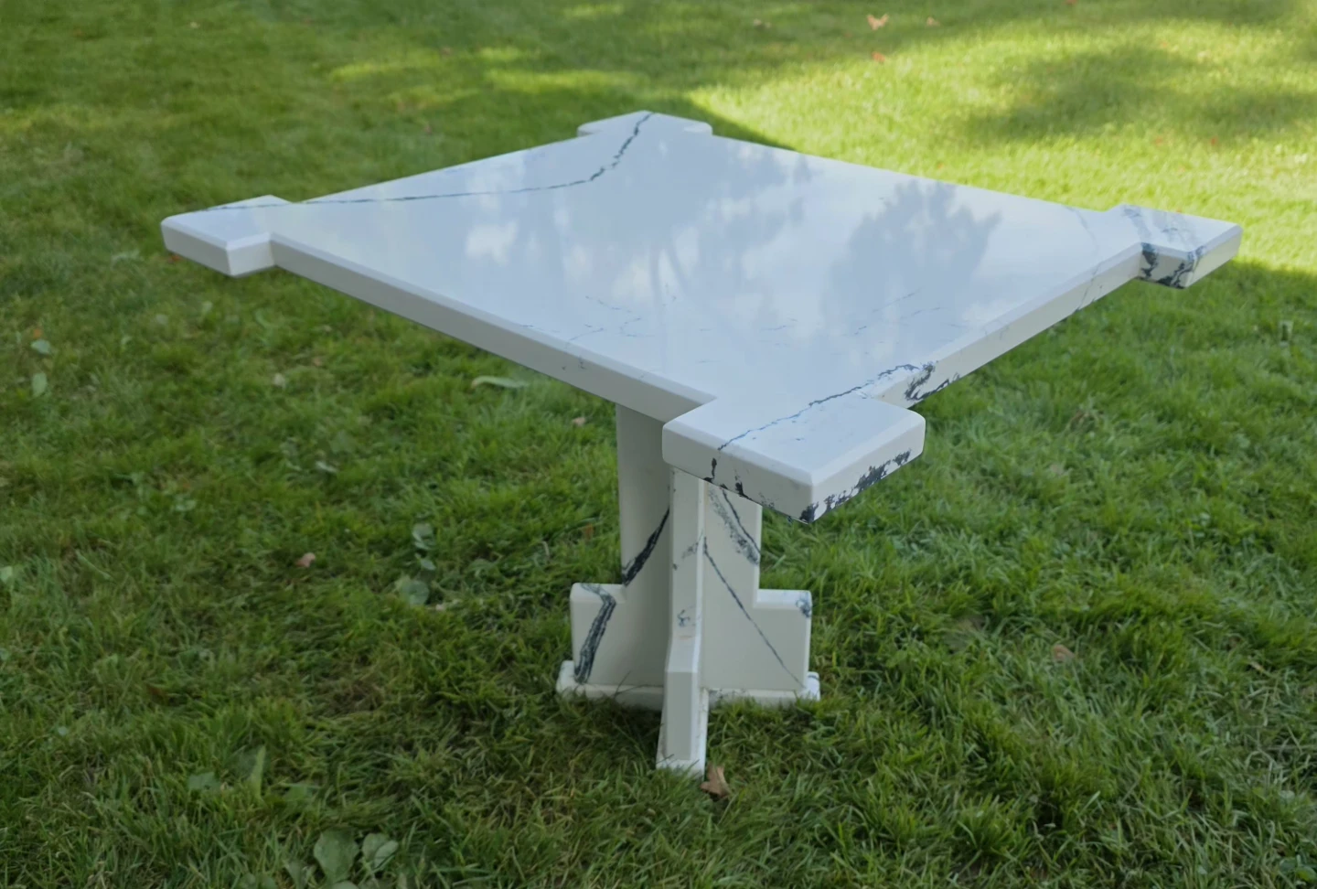 White Marble Accent Table - photo 3