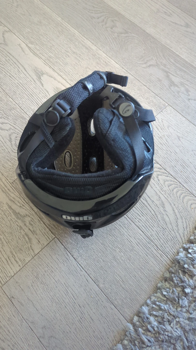 Giro black helmet ski snowboard - photo 4
