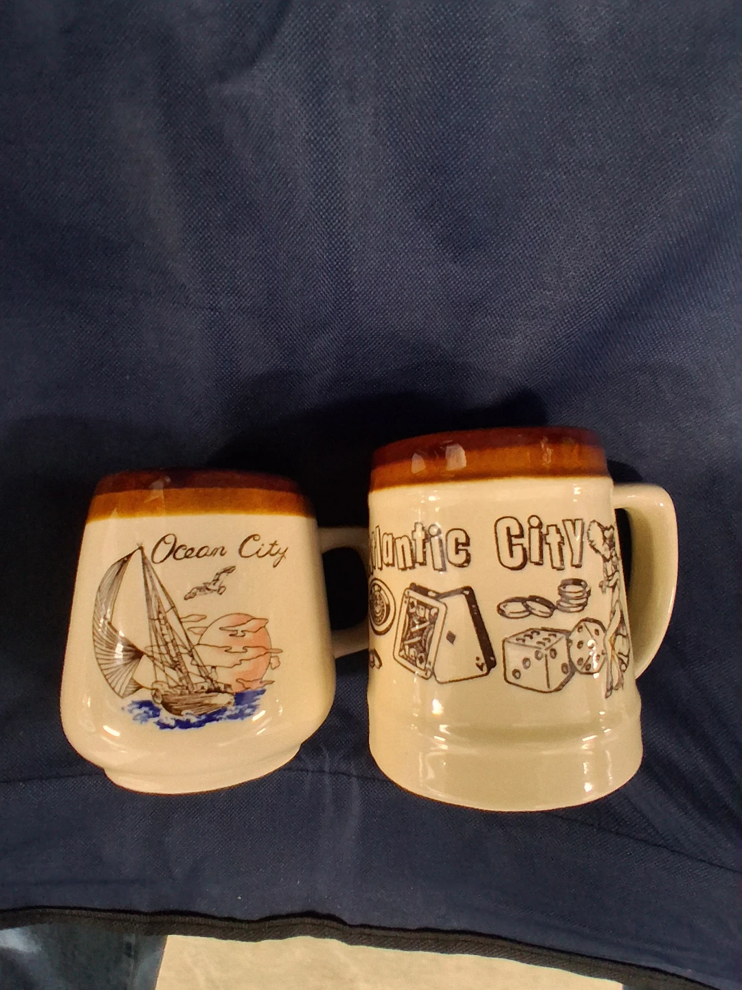 Set of 2 Ceramic Mugs Ocean City and Atlantic City