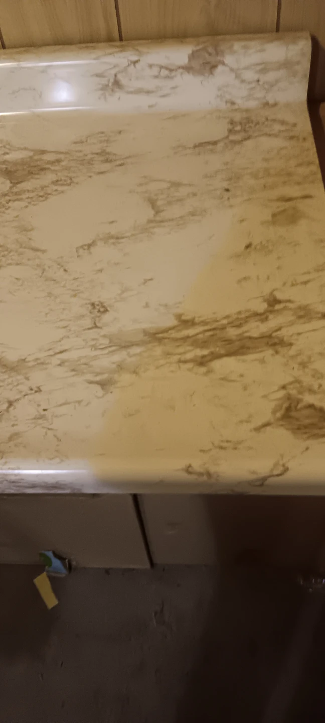 L-Shaped Marble Pattern Laminate Countertop - photo 3