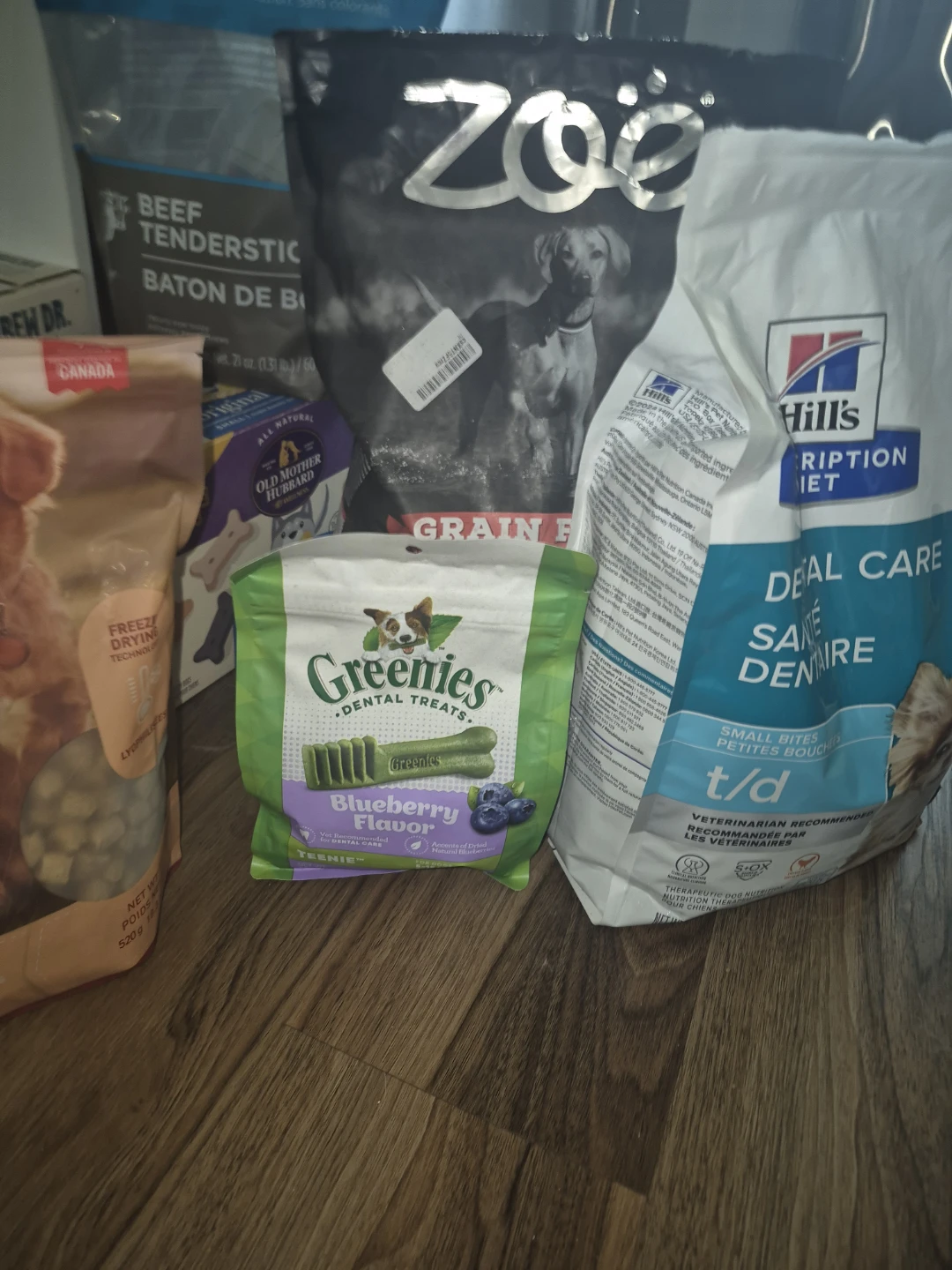 Free dog food and treats - photo 4