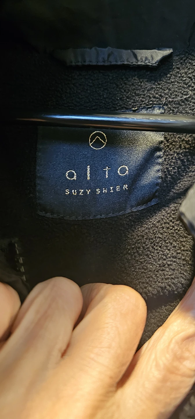 Alto Suzy Shier Black Puffer Jacket - photo 2