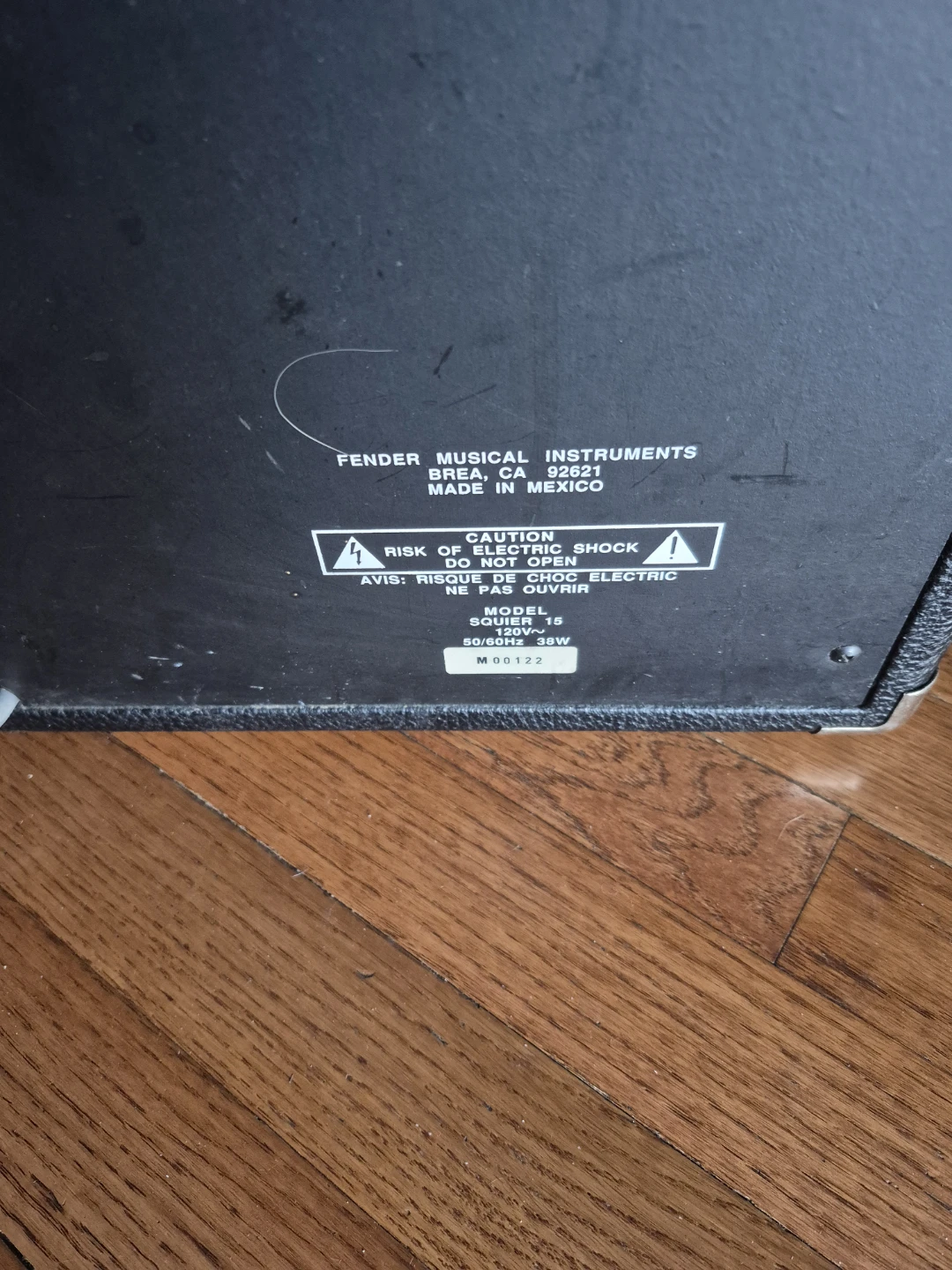 Fender Squier 15 Guitar Amplifier - photo 2