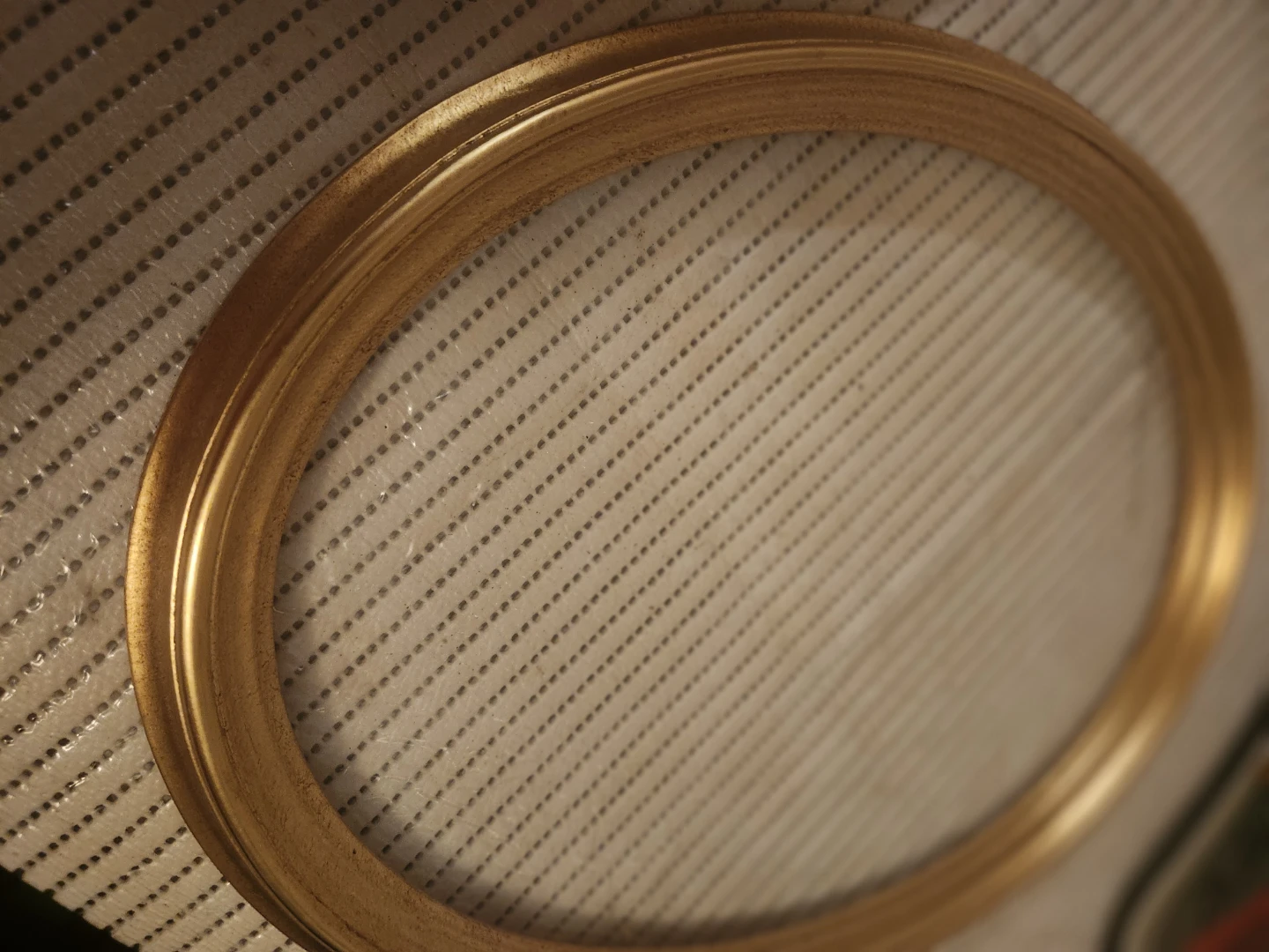2 Oval Gold Picture Frames 11x14