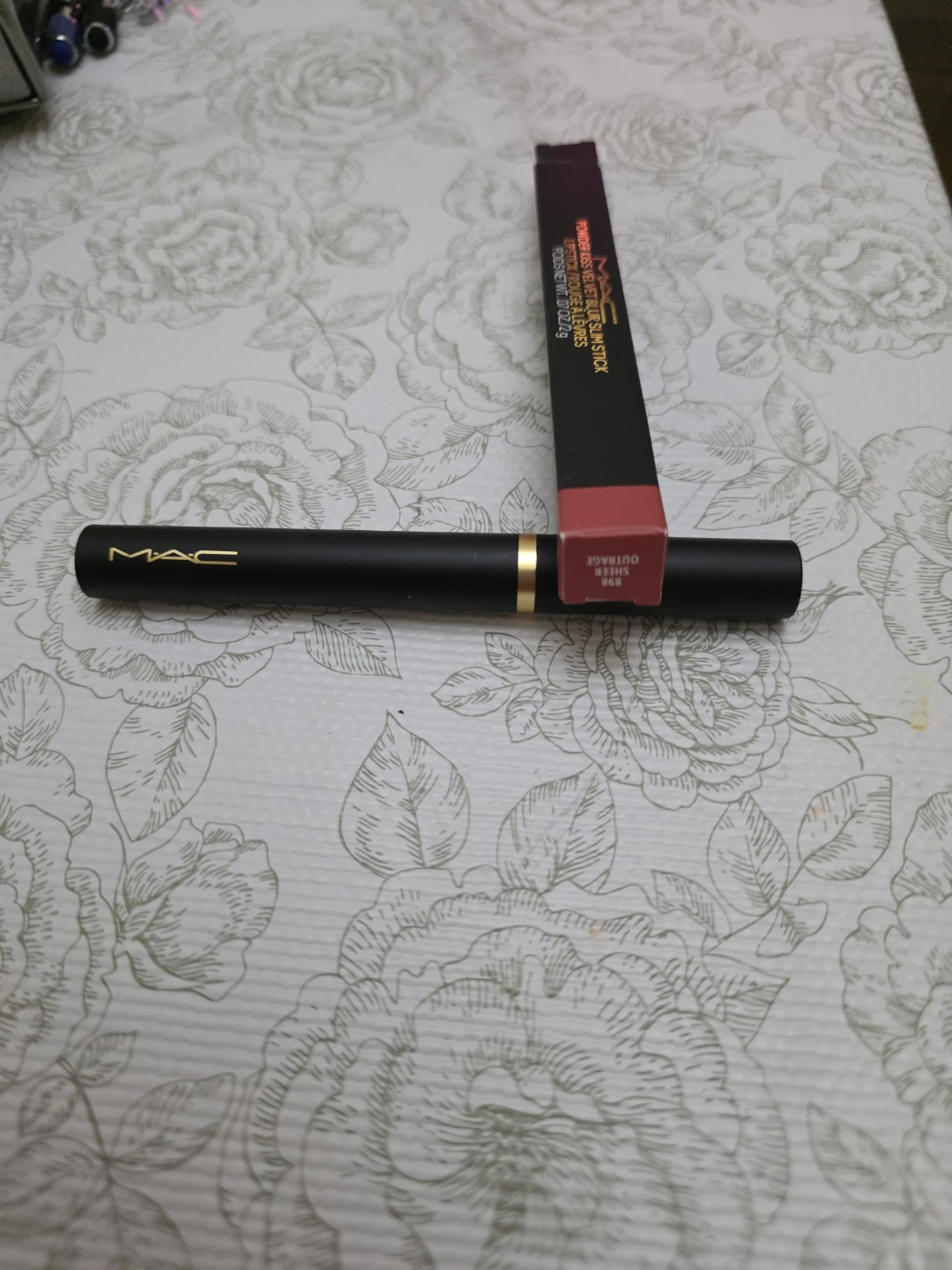 MAC and Smashbox Makeup Bundle - photo 4