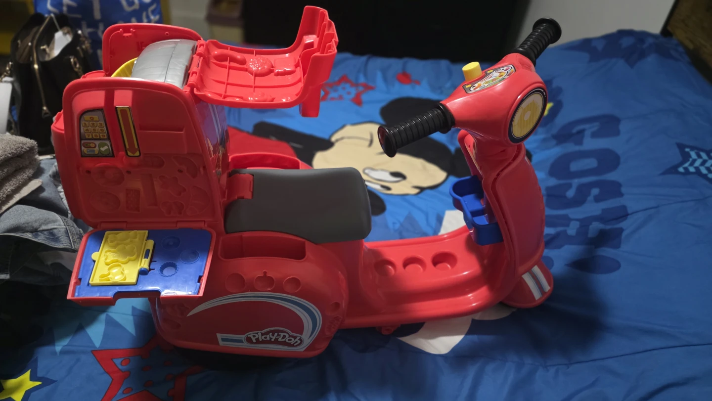 Play-Doh Kitchen Creations Delivery Scooter - photo 2