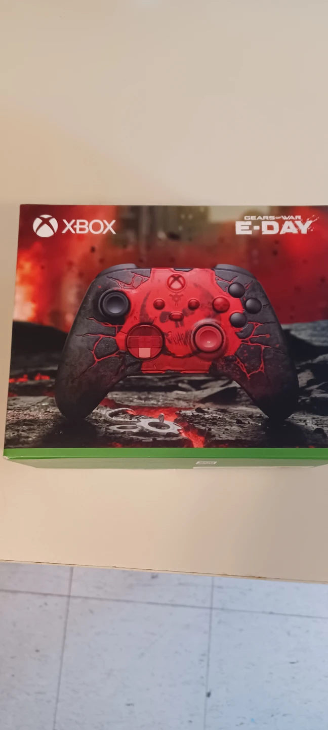 Xbox Gears of War E-Day Limited Edition Controller - photo 2