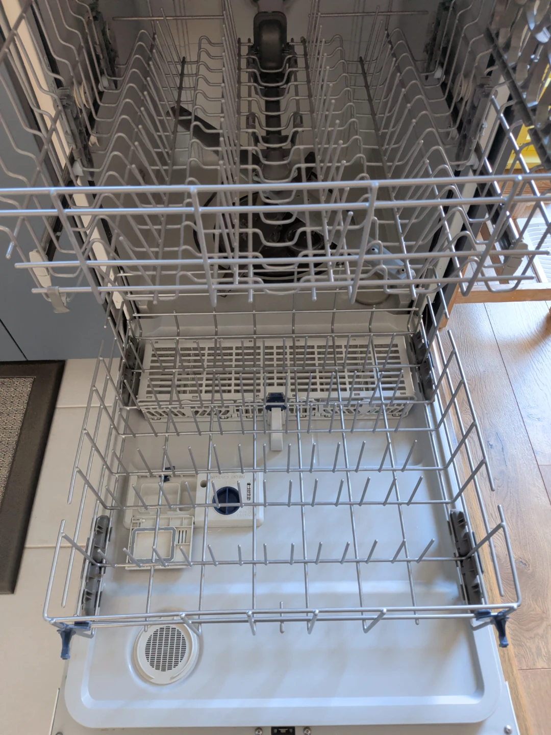 Whirlpool White Dishwasher - photo 2