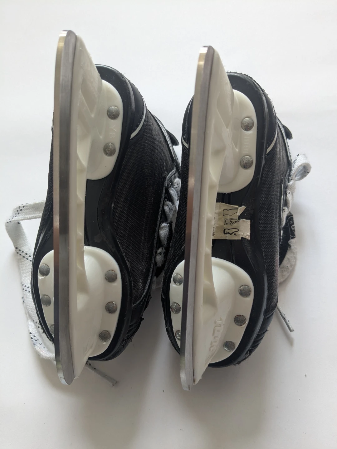 Bauer Supreme Ice Skates Size Y9 - photo 2