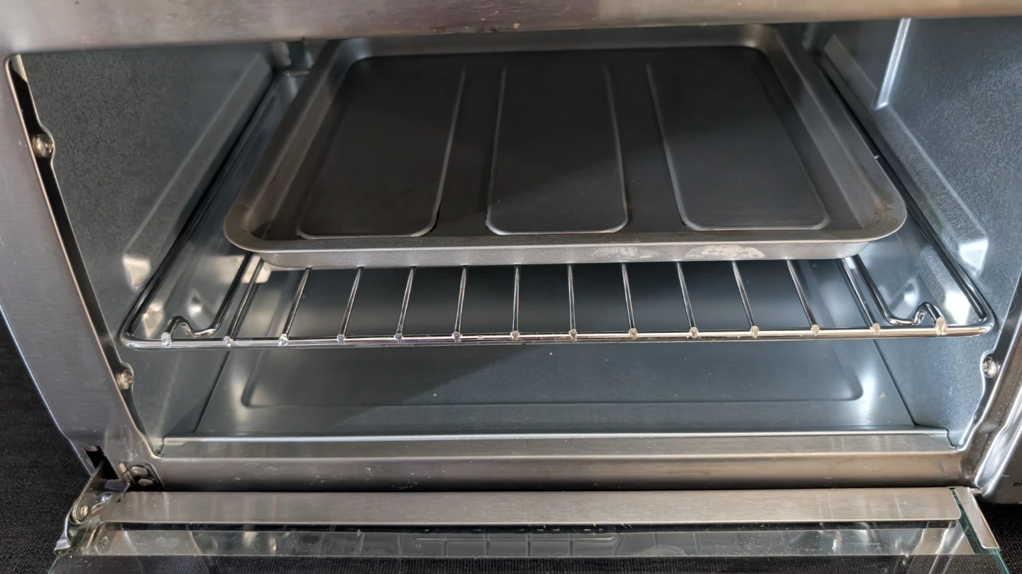 Black & Decker Countertop Toaster Oven - photo 2