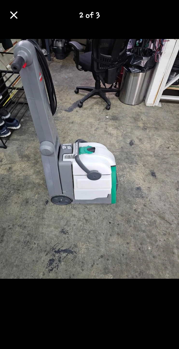 Bissell BigGreen Carpet Cleaning Machine - photo 2