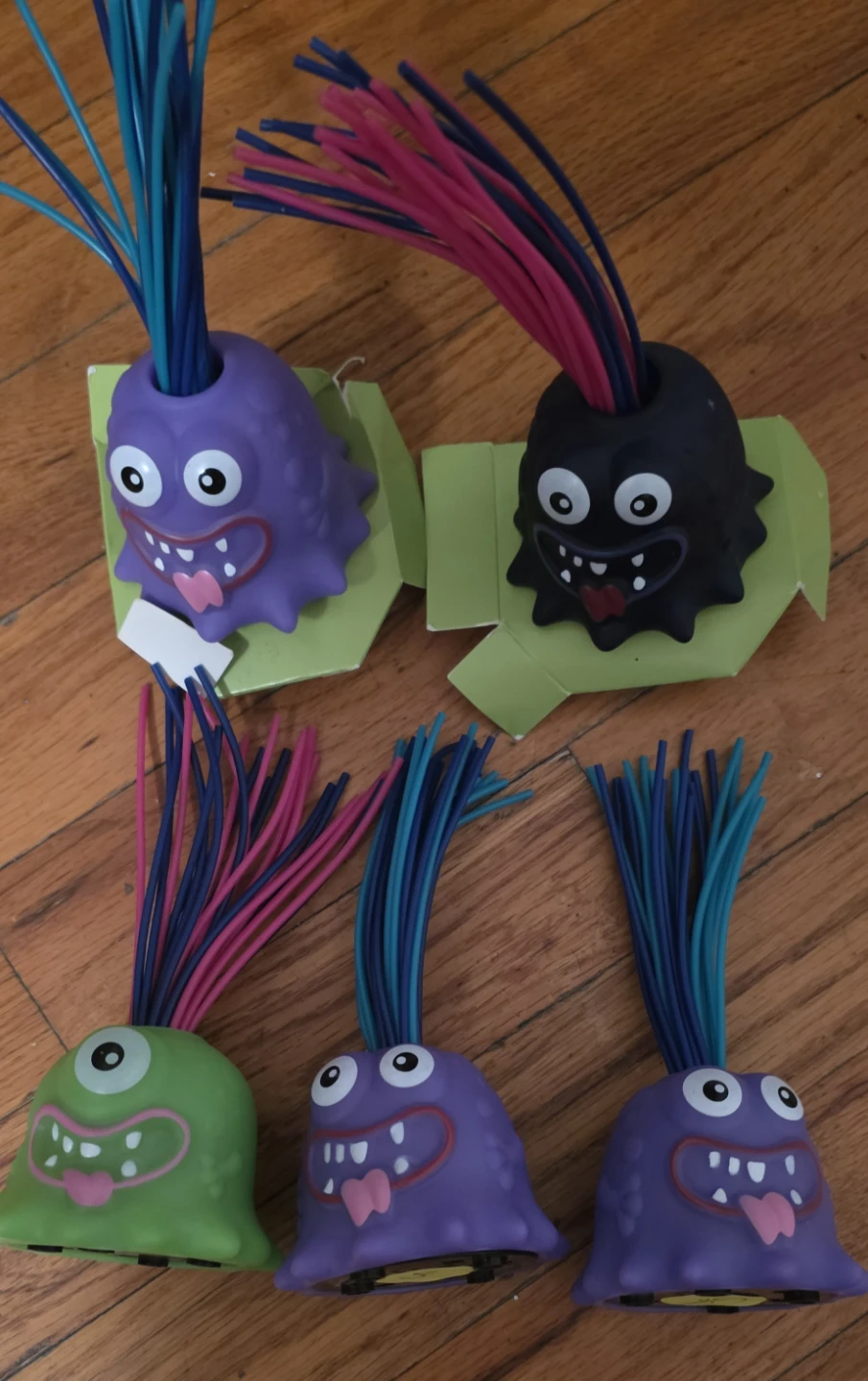 Set of 5 Fun Monster Toys - photo 3