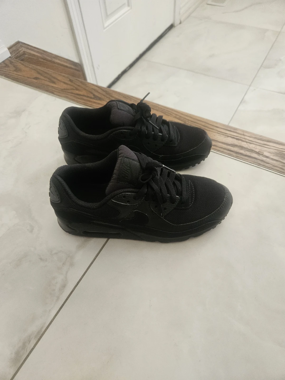 Nike Air Max 90 - Black - photo 3