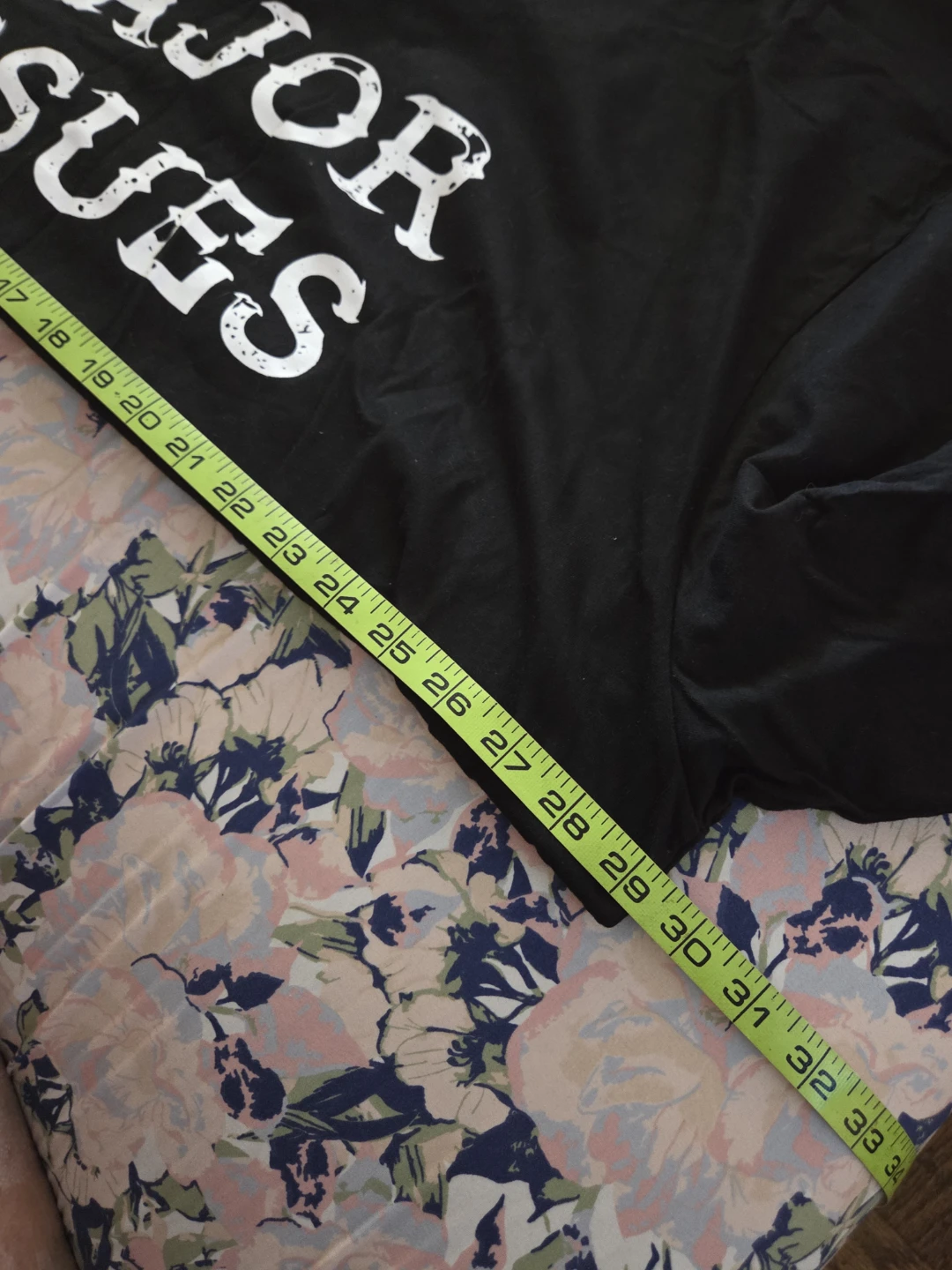 Chicyea 'Major Issues' Graphic T-Shirt in a Men's 3XL - photo 5