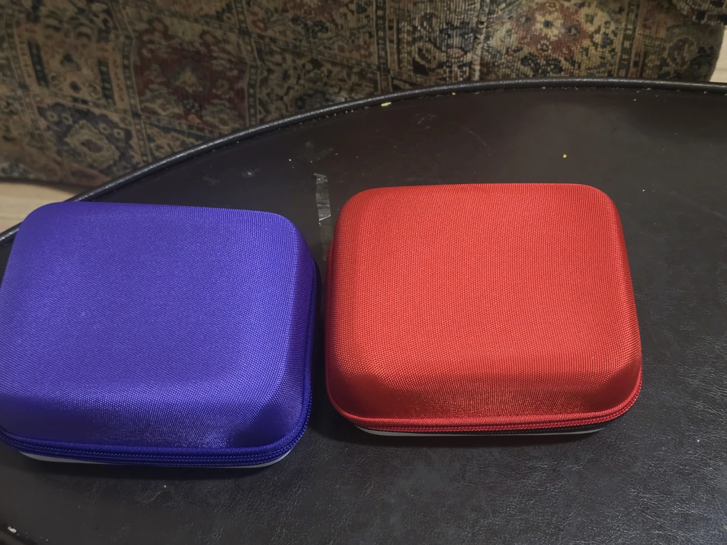 2 Pokémon Poké Ball Carrying Cases - photo 2