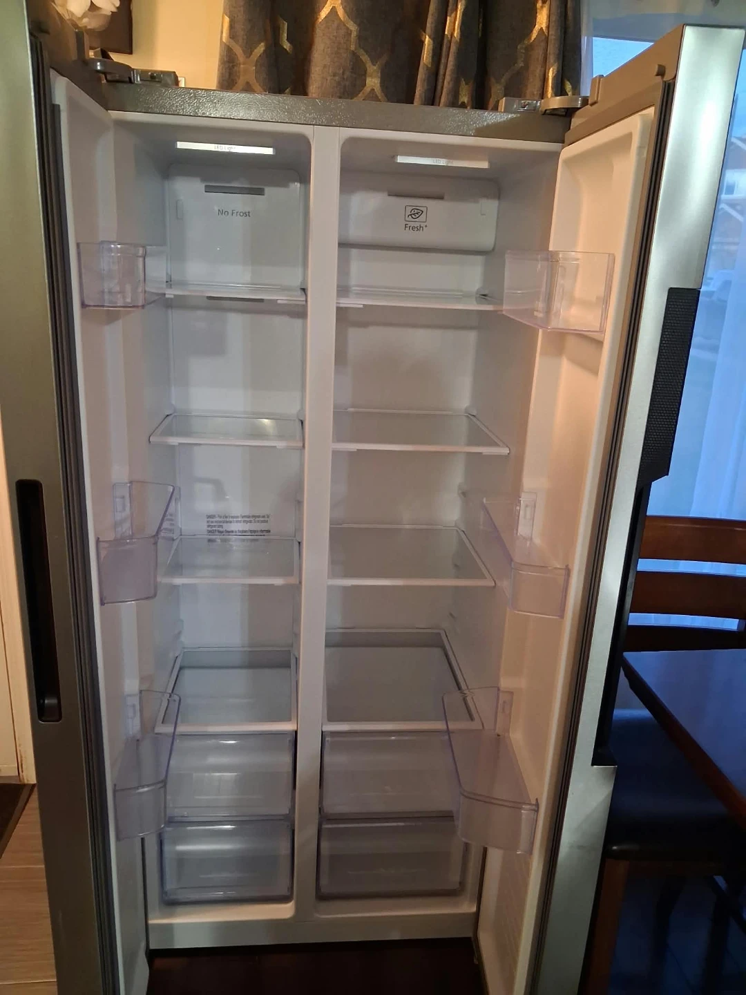 Refrigerator