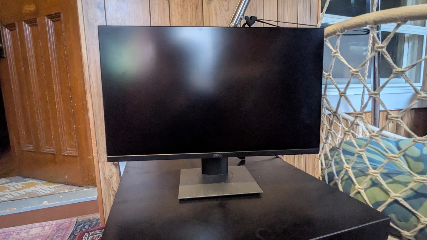 Adjustable Dell computer Monitor