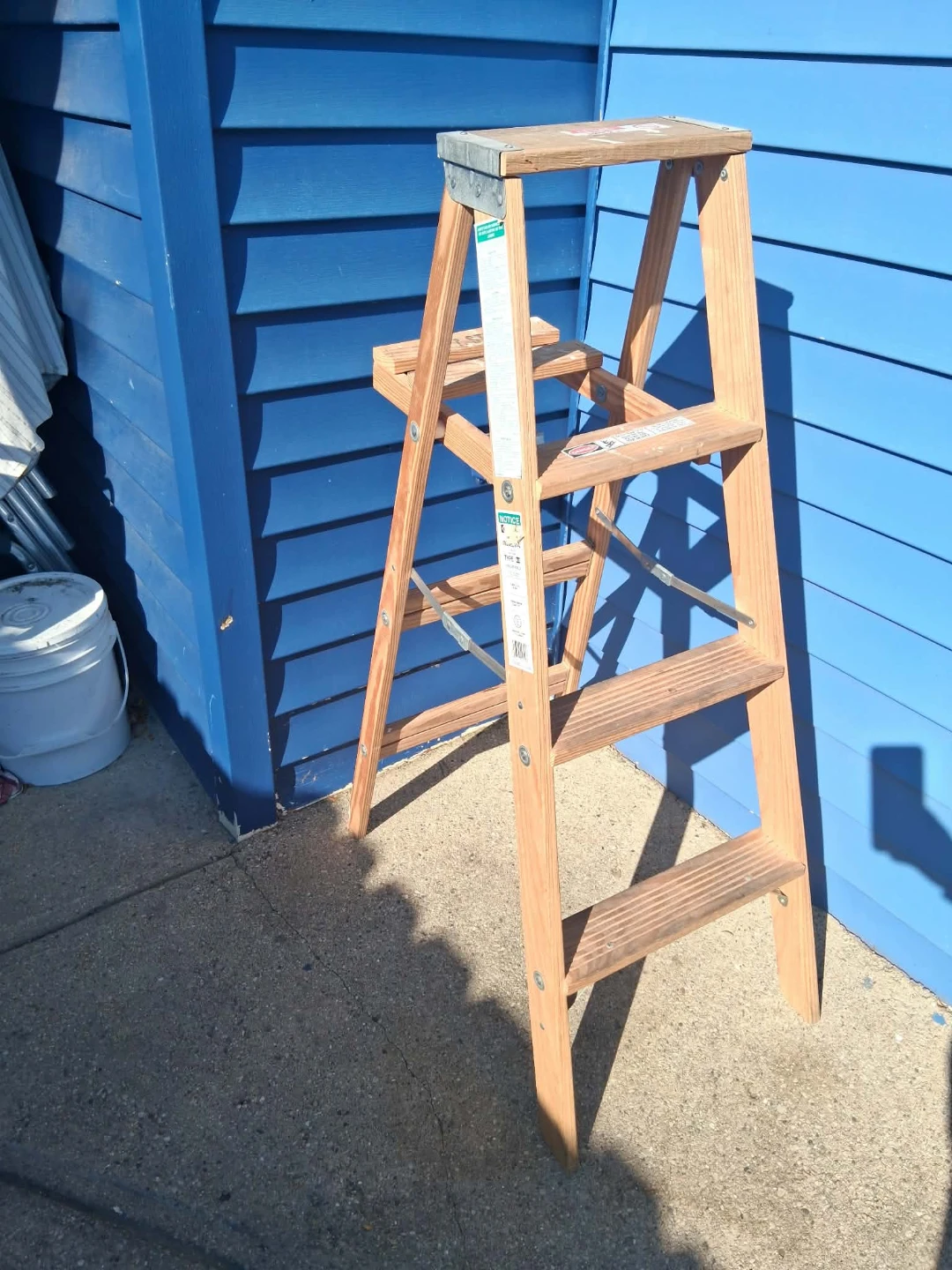 Keller 4 Foot Wood Step Ladder Model W-4