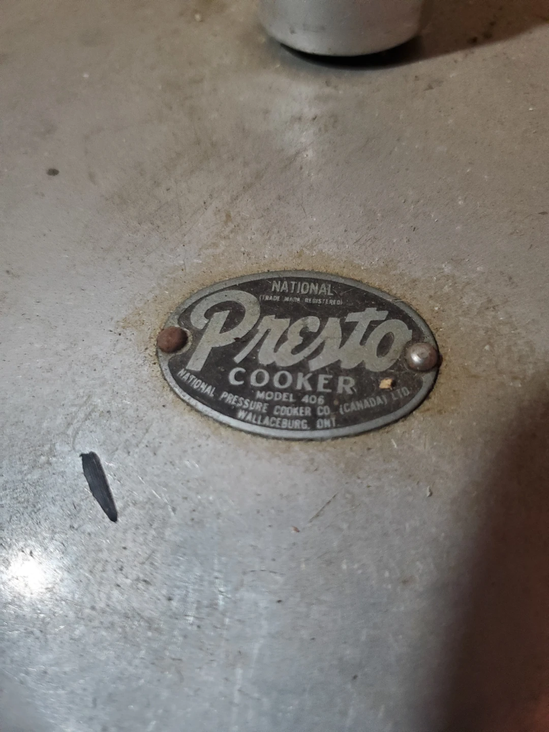 Vintage Presto Pressure Cooker Model 406 - photo 2