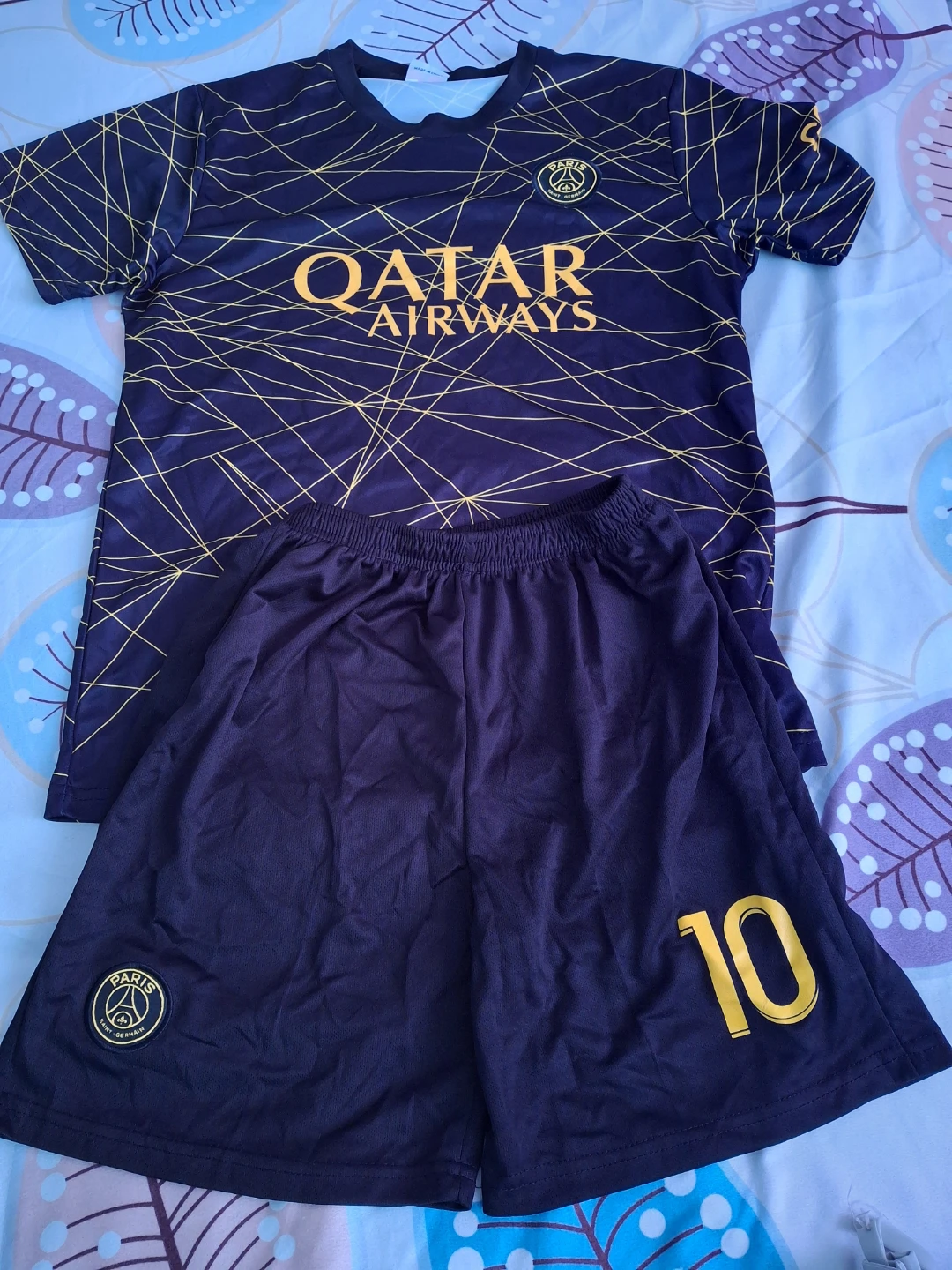 Paris Saint-Germain Soccer Jersey and Shorts Set