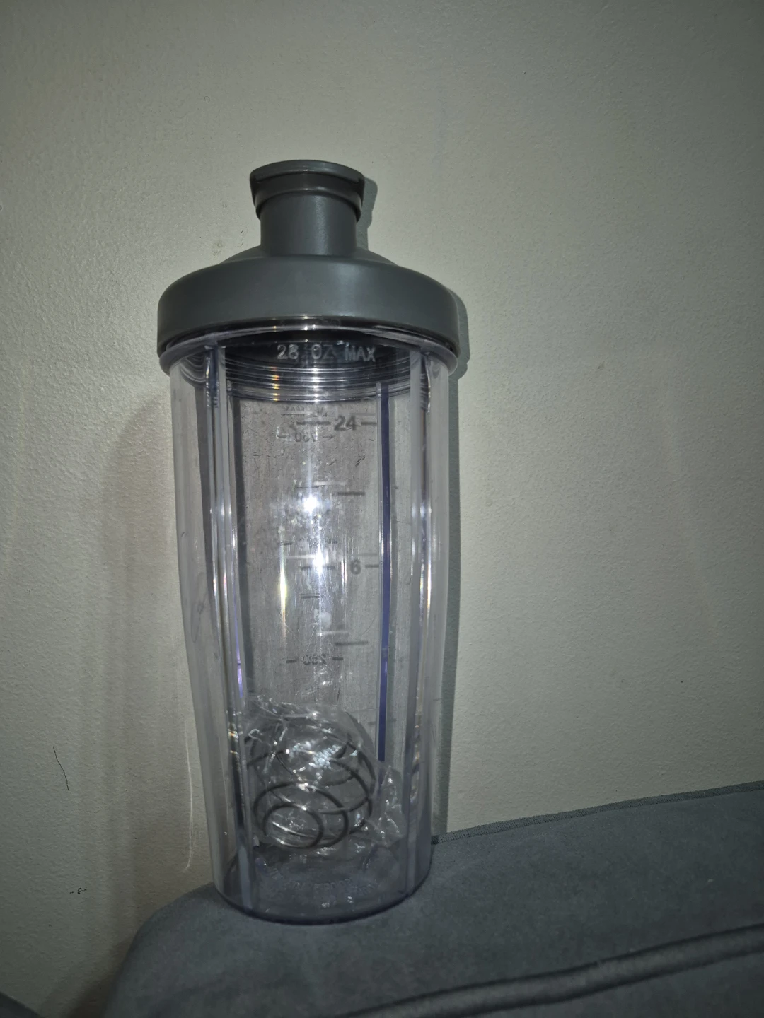 28 oz Plastic Protein Shaker Bottle