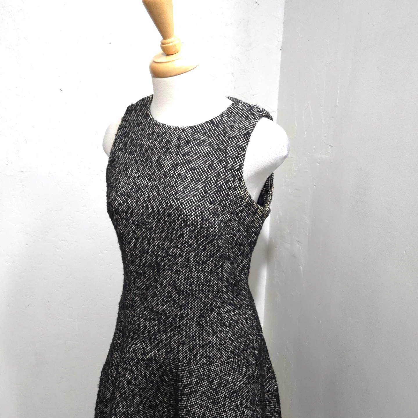 Micheal kors Black and White Tweed Sleeveless Dress - photo 3