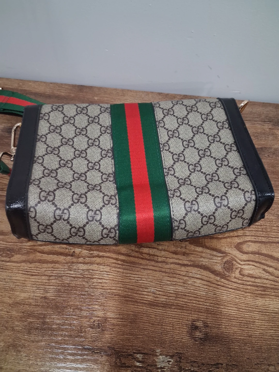 GG Shoulder Bag - photo 2