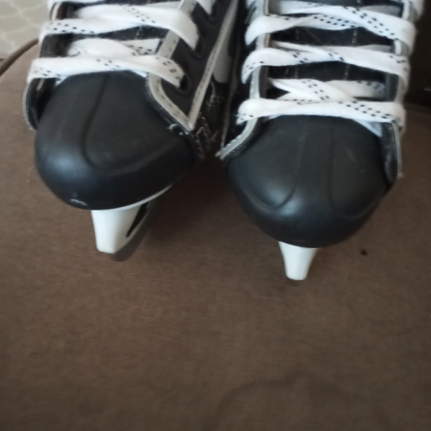 Boys hockey pair  of Skates