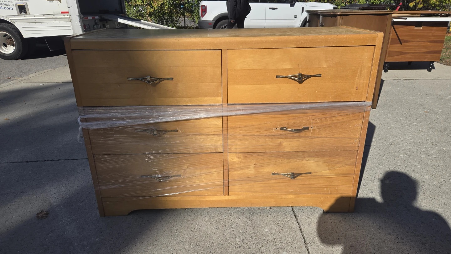 Wooden 6-Drawer Dresser